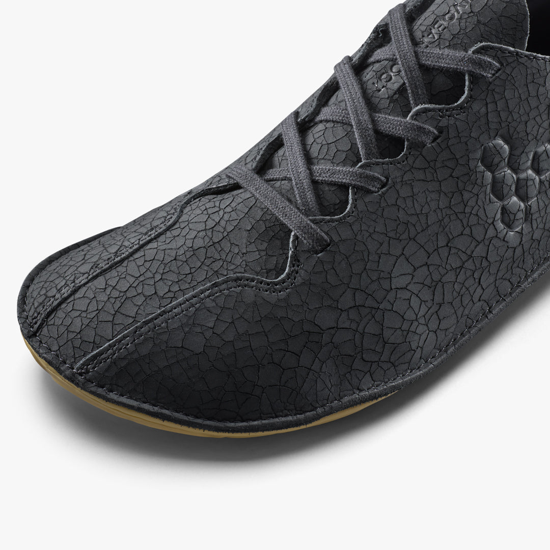 OBSIDIAN CRACKED LEATHER